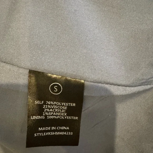 Blue and brown jacket and skirt set. Oversized jacket with mini pleated skort. - Picture 5 of 5